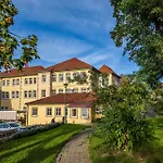 מלון Inhotel Mainfranken 3*