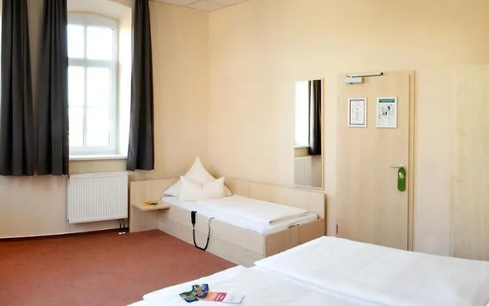 Hotel Inhotel Mainfranken 3*