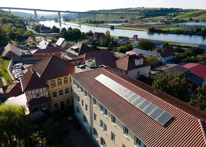 Hotel Inhotel Mainfranken 3*