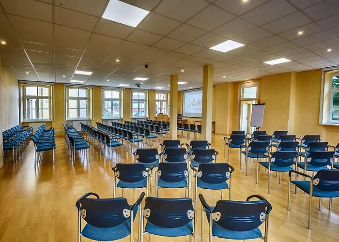 Inhotel Mainfranken Отель Марктбрайт